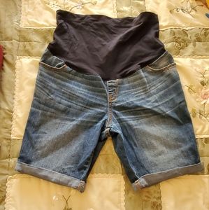 Maternity short